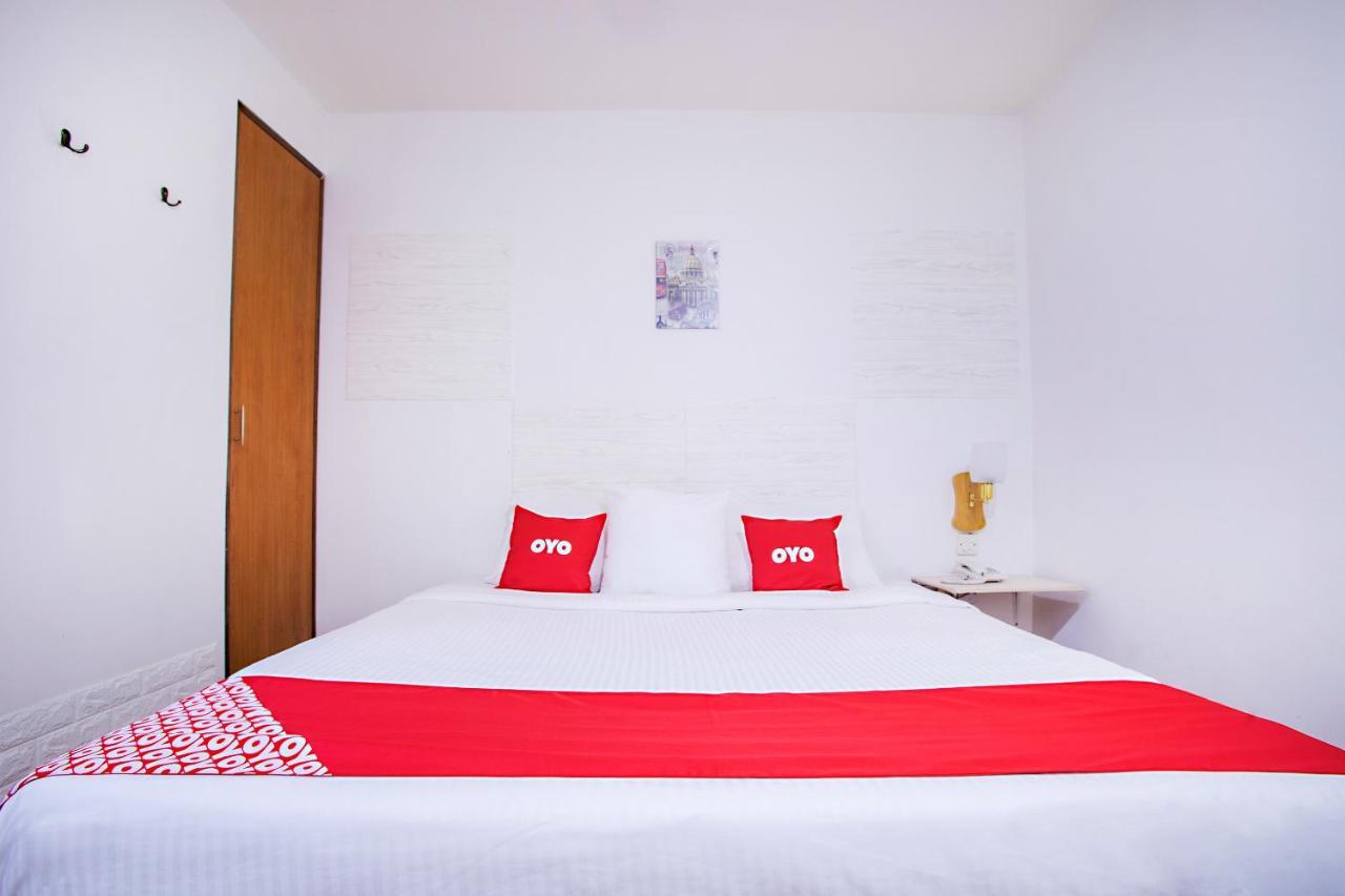 Oyo 43963 T Signature Hotel Petaling Jaya Exteriér fotografie
