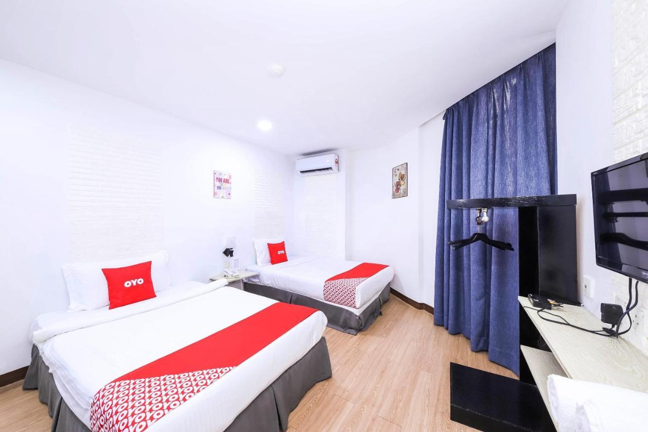 Oyo 43963 T Signature Hotel Petaling Jaya Exteriér fotografie