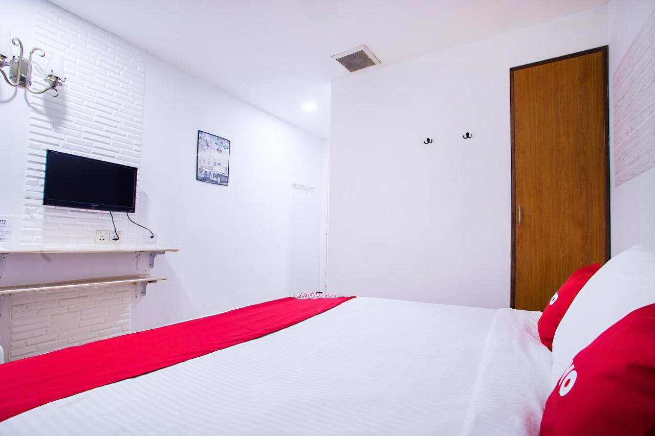 Oyo 43963 T Signature Hotel Petaling Jaya Exteriér fotografie