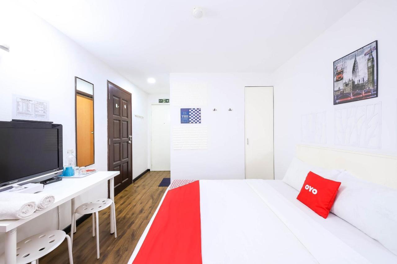 Oyo 43963 T Signature Hotel Petaling Jaya Exteriér fotografie