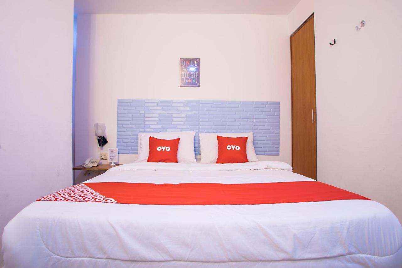 Oyo 43963 T Signature Hotel Petaling Jaya Exteriér fotografie