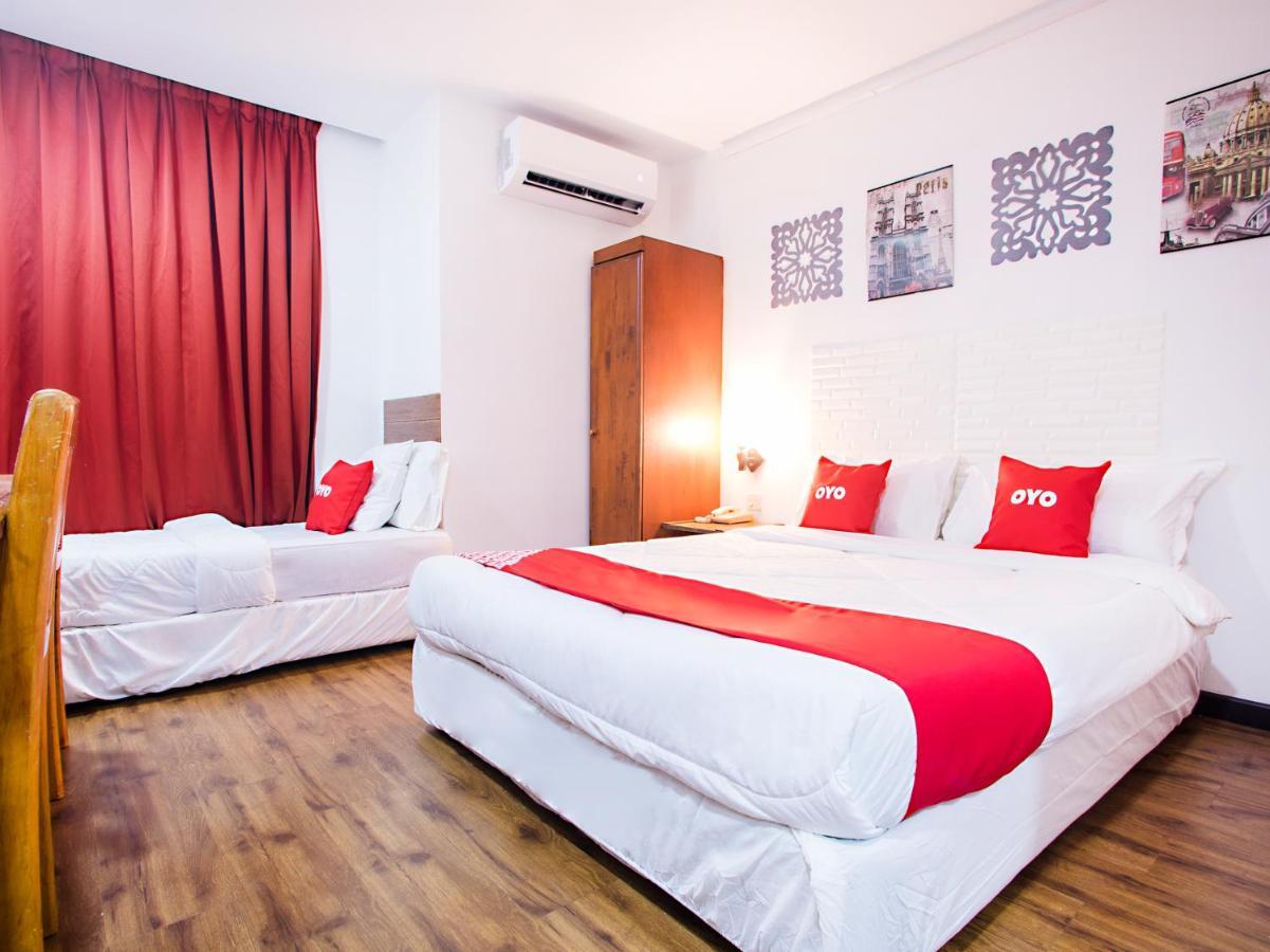 Oyo 43963 T Signature Hotel Petaling Jaya Exteriér fotografie