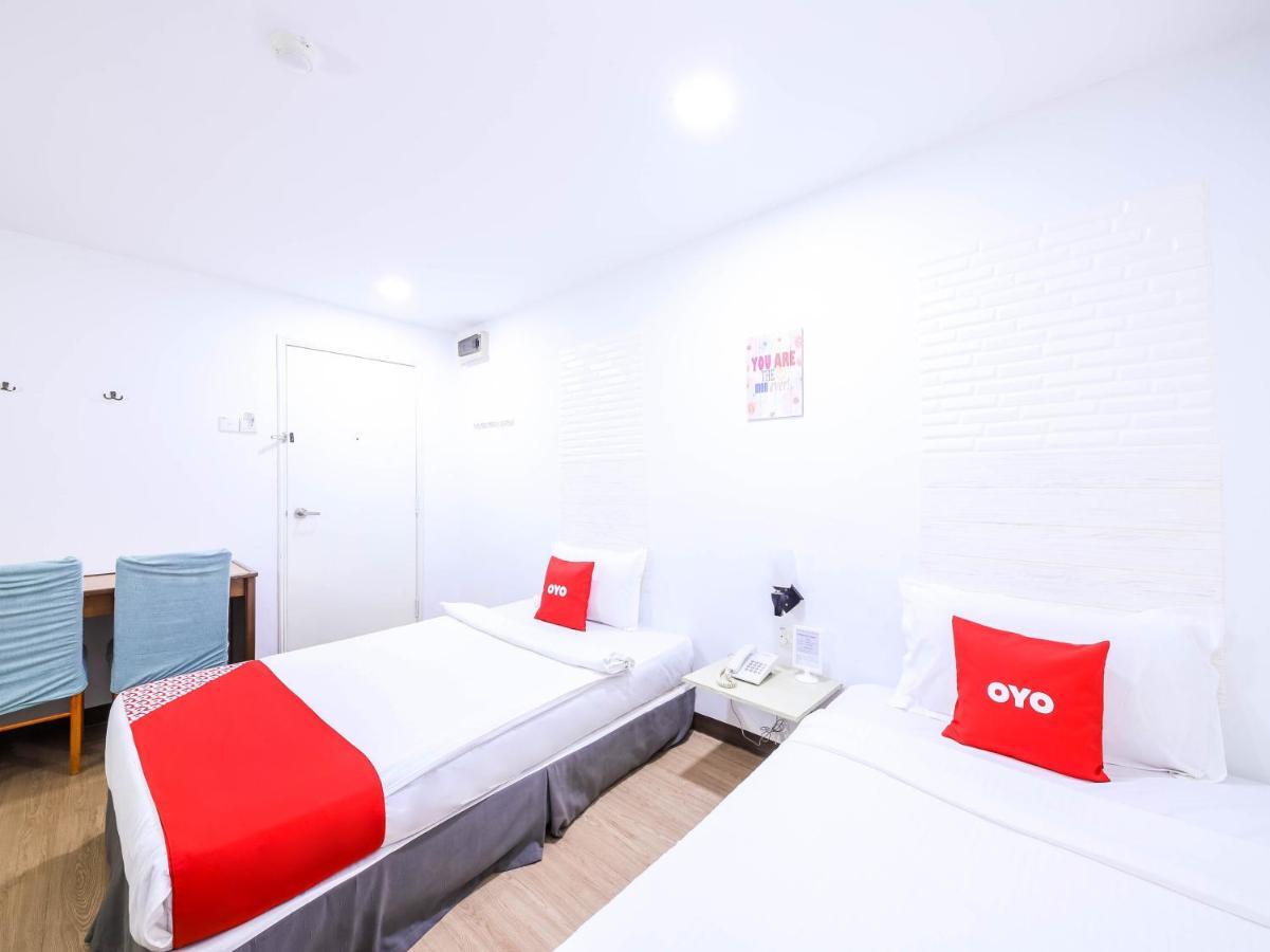 Oyo 43963 T Signature Hotel Petaling Jaya Exteriér fotografie