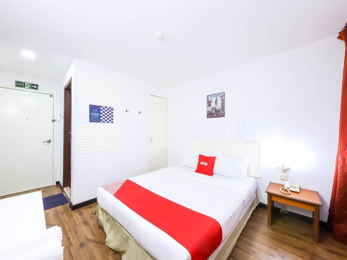 Oyo 43963 T Signature Hotel Petaling Jaya Exteriér fotografie